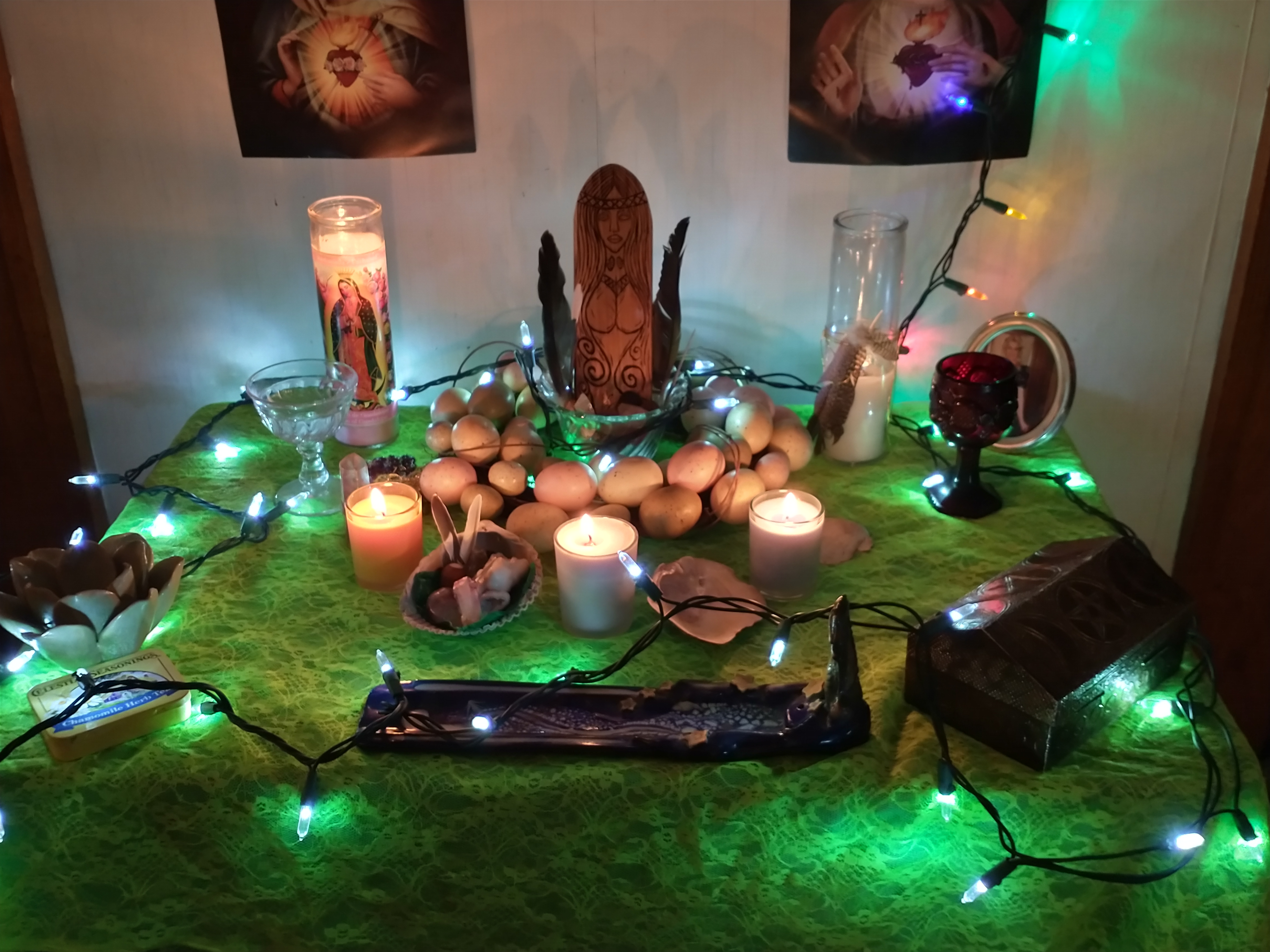 2019new/20210320_Equinox_Altar3.jpg